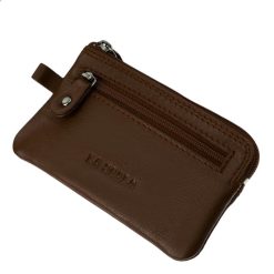 Finom tapintású valódi bőr alapanyagból készített, praktikus La Scala márkás kulcstartó elegáns megjelenésű, minőségi modell.