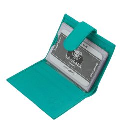 Valódi marhabőrből készült, RFID védett minőségi bőr kártyatartó, türkiz fedelén LA SCALA márkanév található, díszdobozos kiadásban.
