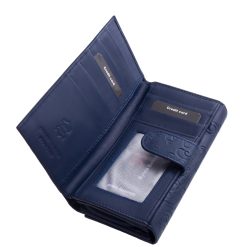 Finom minőségi bőrből készült nagy méretű női bőr pénztárca sötét kék színben, patenttel záródó fedele virág mintás nyomattal díszített.